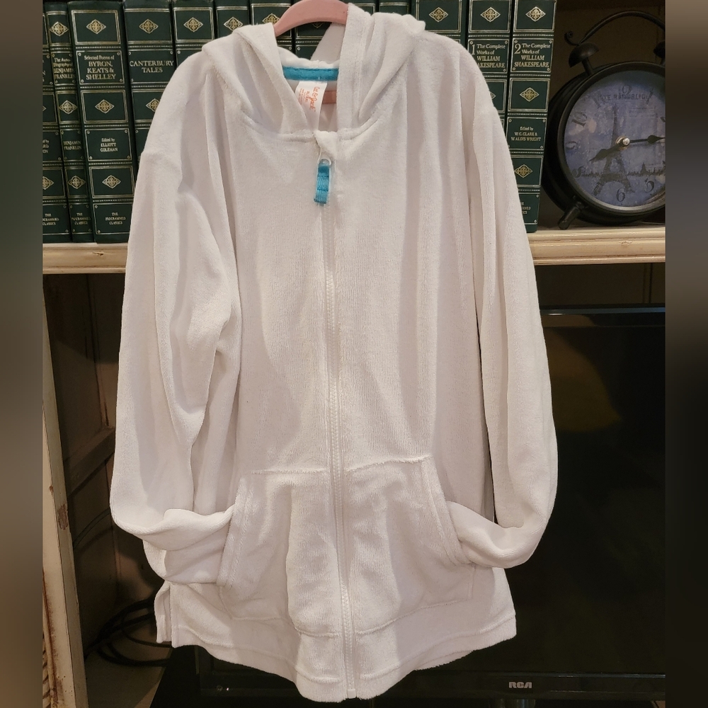 Kid's Terry swimsuit cover up with hood.